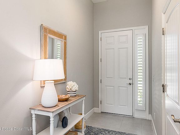 5th image of 3155 Hummingbird Way