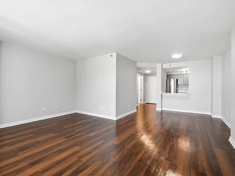 Evanston Place — Photo 70
