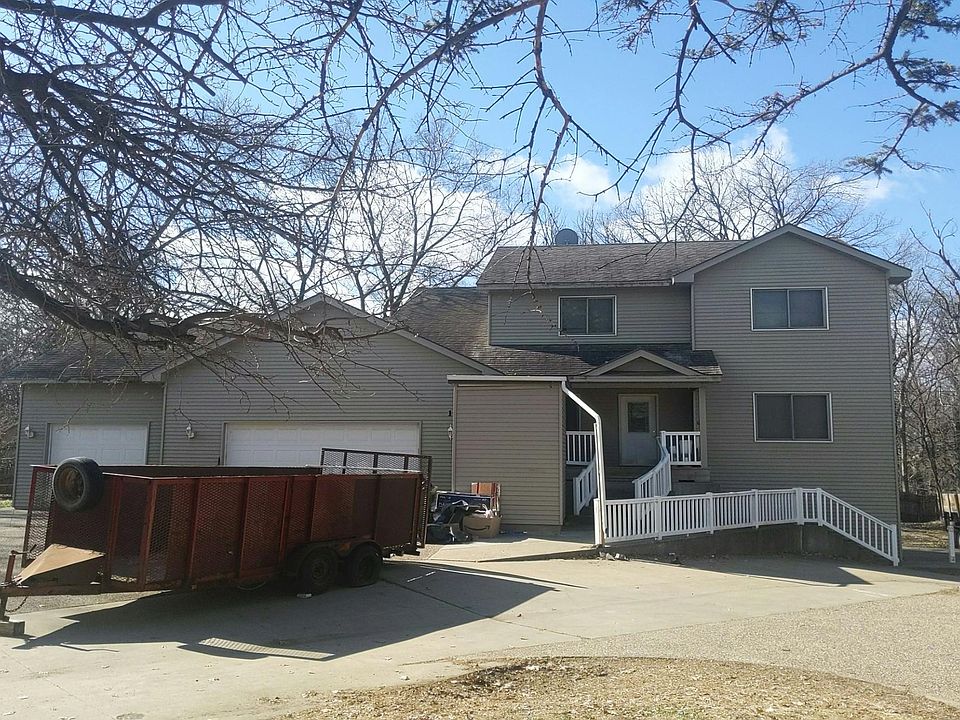 1052 95th Ln NW, Coon Rapids, MN 55433 | Zillow