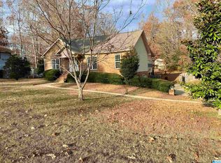3242 Virginia Dr, Hueytown, AL 35023