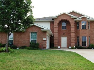 8001 Trophy Ct, Rowlett, TX 75089