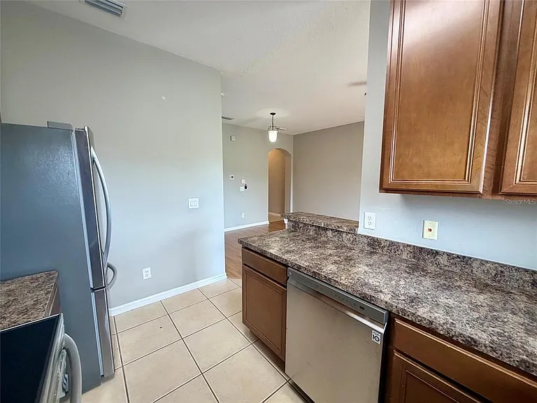 1840 Retreat View Cir — Photo 10