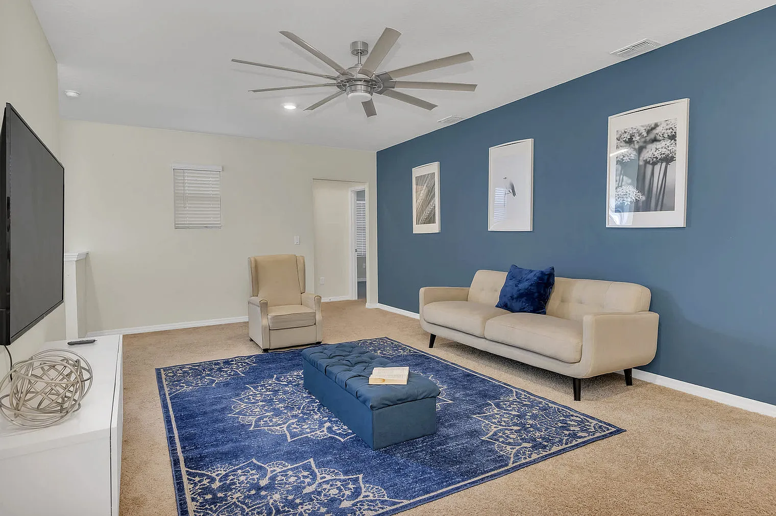 7 bed, 5.0 bath, 3616 sqft, $4,083 — Photo 1