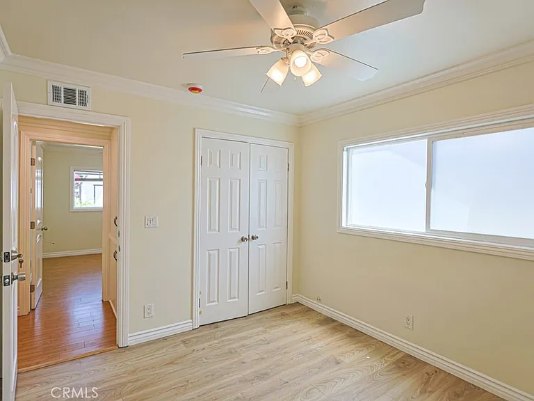 11851 Wisteria Ave — Photo 33