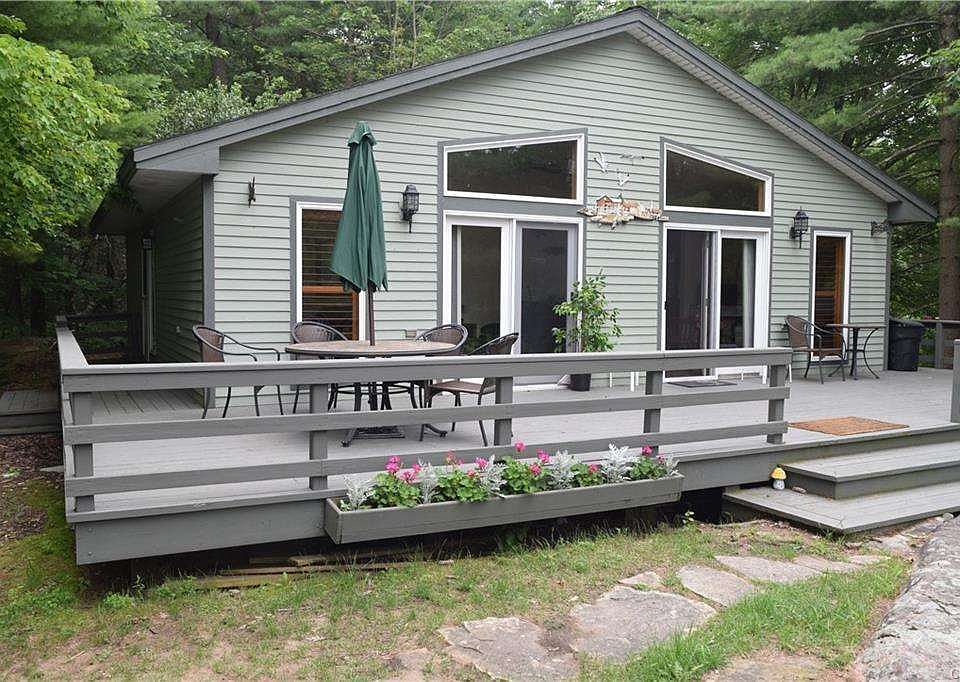 1st image of 55 Harbor Cove Dr