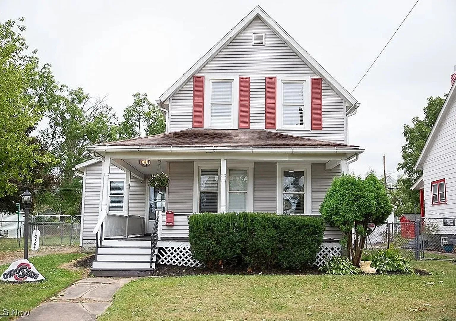 4bd/ 1ba- Lorain: First Month Rent And Security Deposit Half Off! — Photo 1