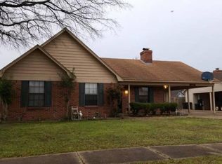 1402 Baywood Cir, West Memphis, AR 72301