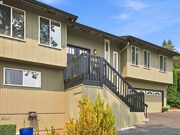 5th image of 340 Patricia Dr