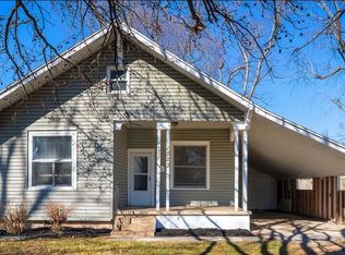 1523 E Lindberg Street, Springfield, MO 65804