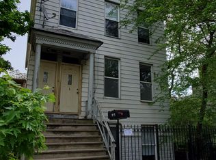 2067 N Leavitt St #G, Chicago, IL 60647