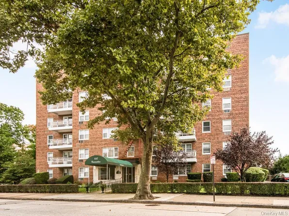 415 Gramatan Avenue #4E, Mount Vernon, NY 10552