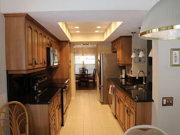 2nd image of 13637 Dunwoody Ct