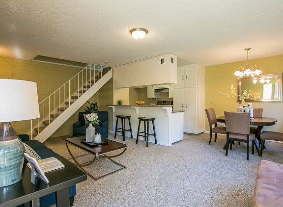 2nd image of 230 Coy Dr APT 2