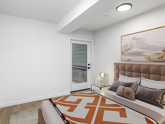 4th image of 1725 Turk St #15