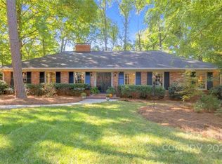 6216 Rocky Falls Rd, Charlotte, NC 28211