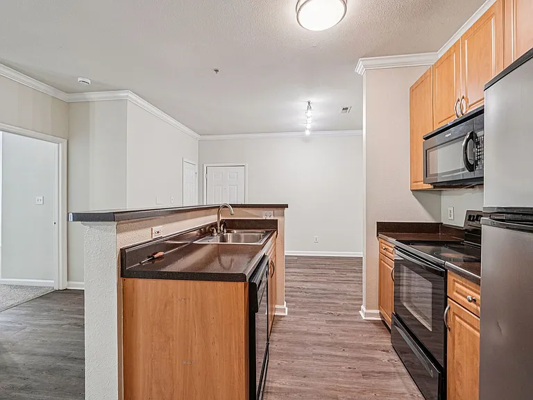Providence Court — Photo 16
