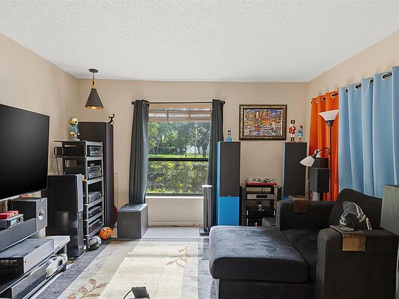 5th image of 3281 Cocoplum Circle #3328