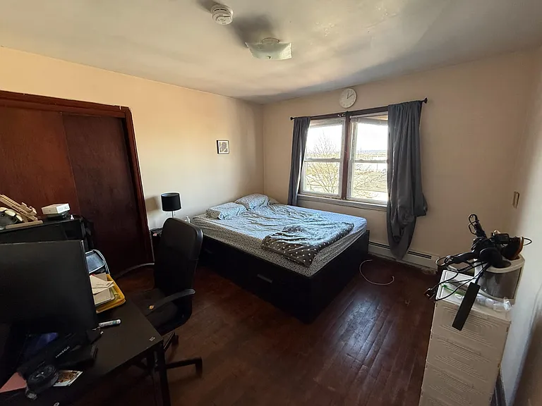 233 Columbia Ave #2 — Photo 4