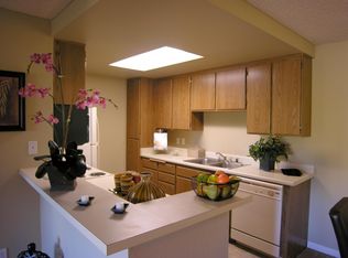1343 Morning View Dr APT 408, Escondido, CA 92026