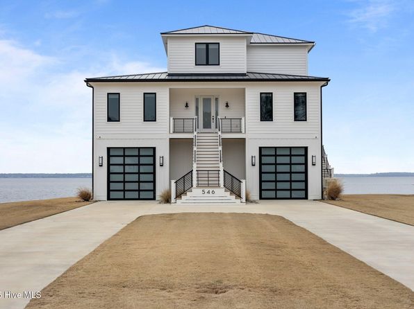 546 S Brightleaf Drive, Minnesott Beach, NC 28510