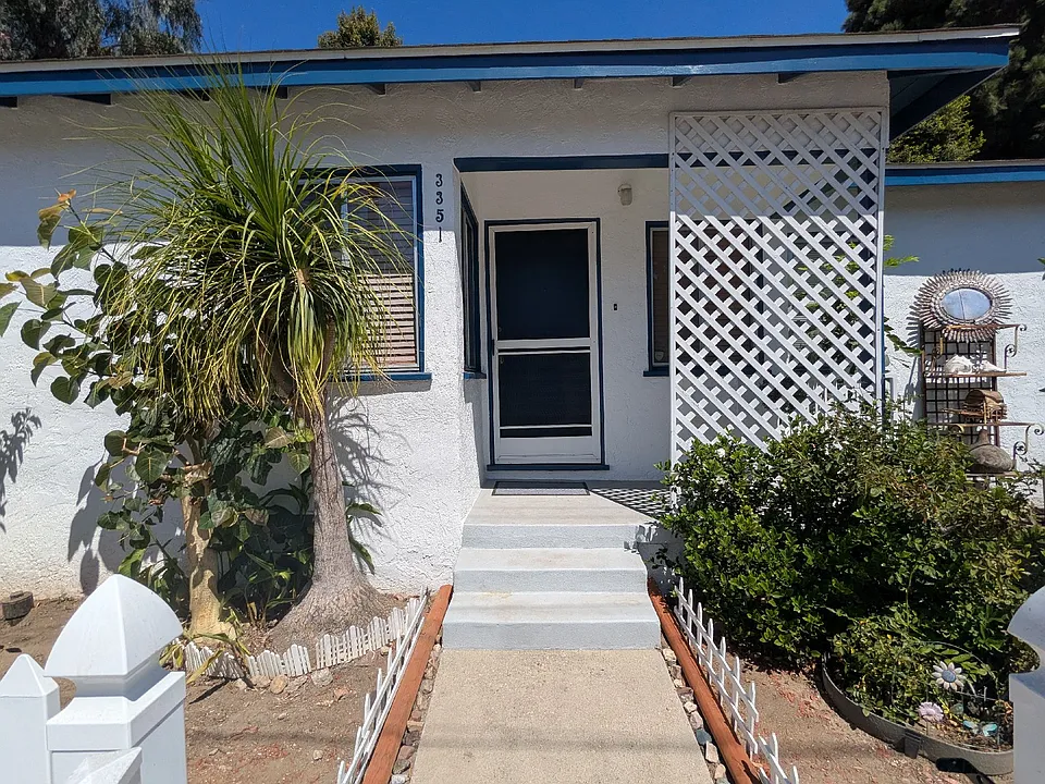 3351 Caroline Ave #2
