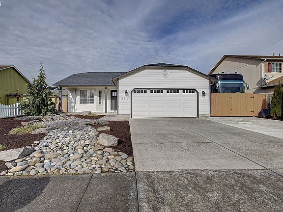 3rd image of 15516 NE 83rd St