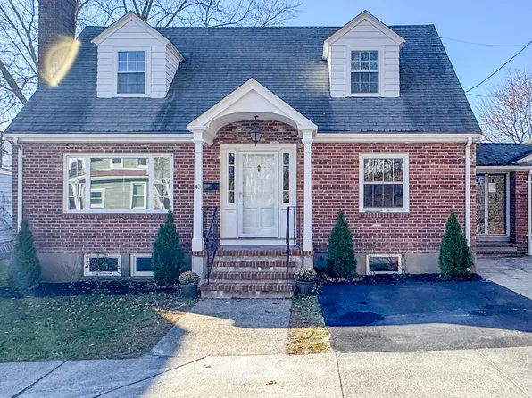 40 Walter St, Lynn, MA 01902