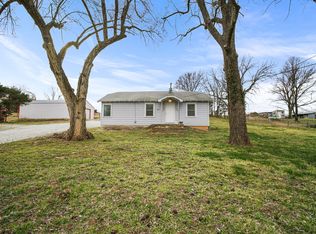 1003 Ross Rd, Springfield, MO 65803