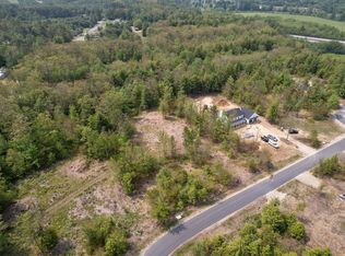 8 Pleasant Pl, Holderness, NH 03245