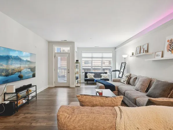 1915 North Water STREET #209, Milwaukee, WI 53202