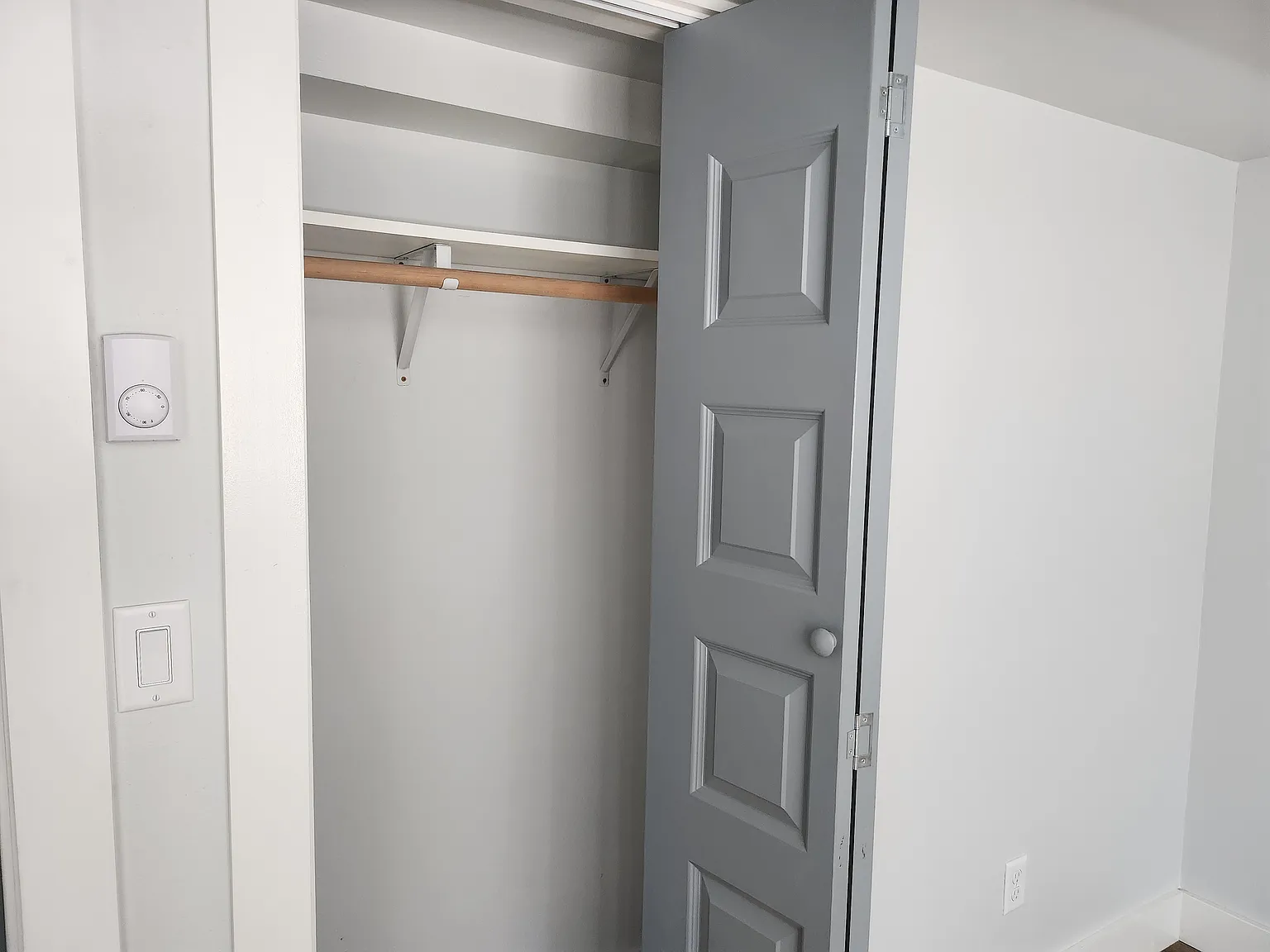 1 bed, $1,300 — Photo 3