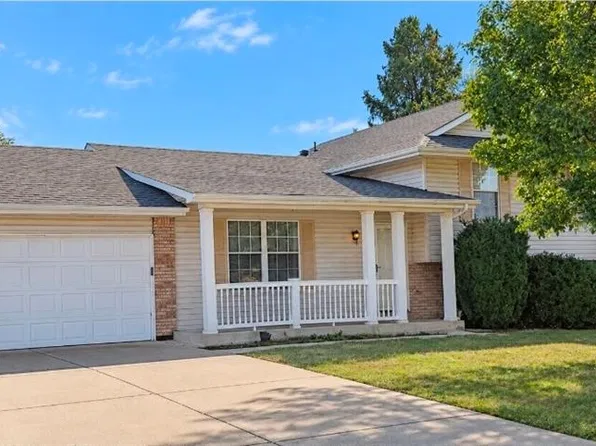 824 Brookwood Bend Trl, Saint Peters, MO 63376