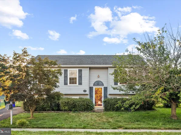 841 Briar Ct, Frederick, MD 21701