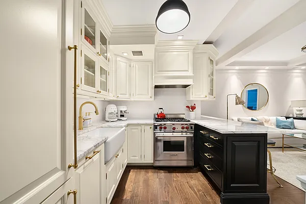 Sold by Compass | media 3
