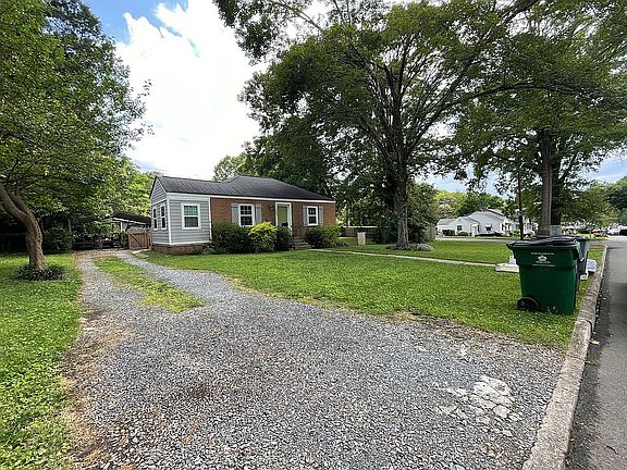 3rd image of 1200 Leigh Ave