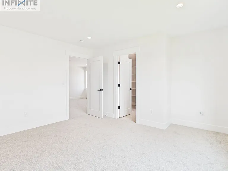374 Cushing Ln — Photo 24
