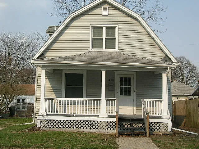 313 N Fair St photo 1