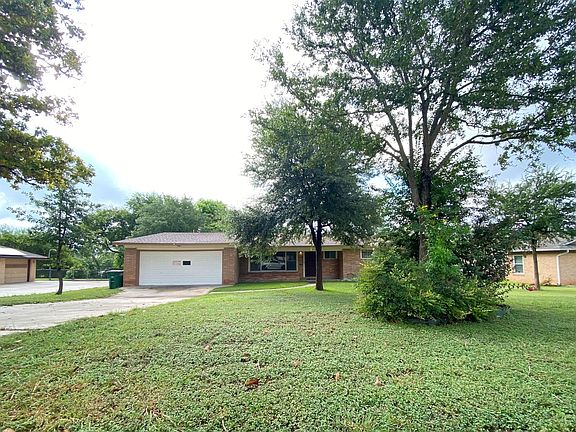 2nd image of 6710 Moss Oak Dr