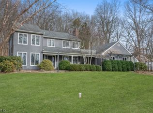 4 Perona Rd, Andover, NJ 07821