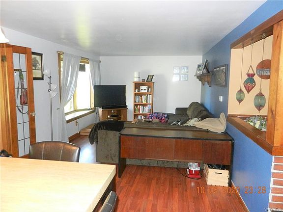2nd image of 3755 Dartmouth St