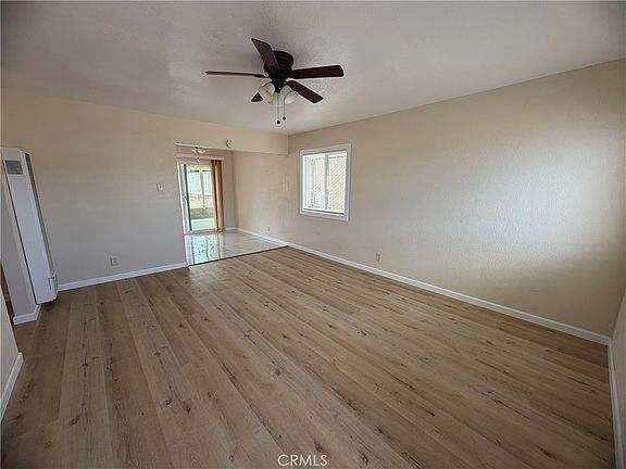 3rd image of 1640 Sunset St