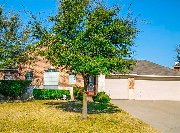 2nd image of 807 Creekstone Dr
