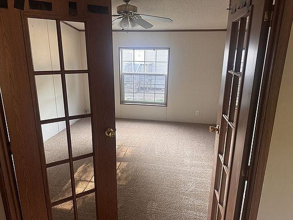 3rd image of 415 Mar Ton Estates Dr