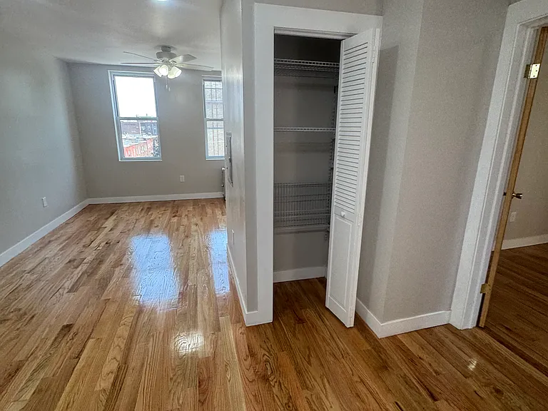 6607 Broadway #4B — Photo 6