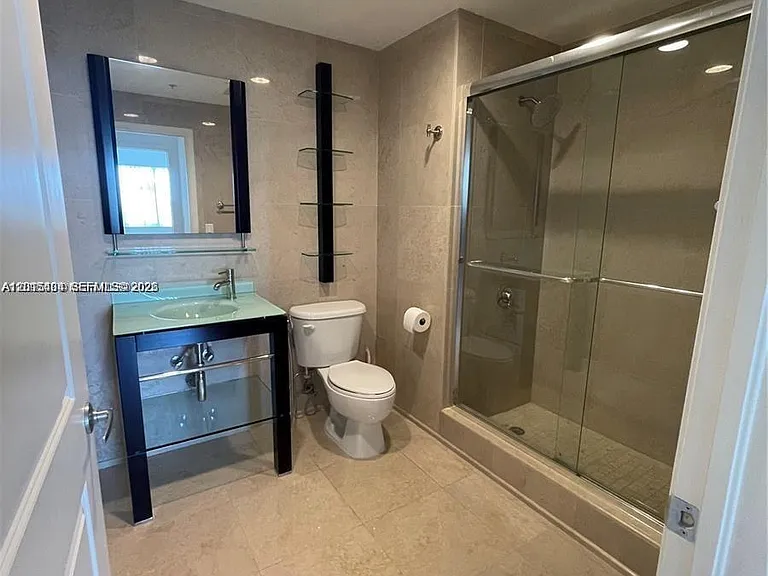 10 Aragon Ave #1220 — Photo 9