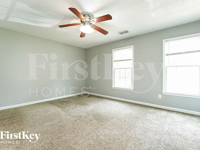 5565 Westberry Ln — Photo 7