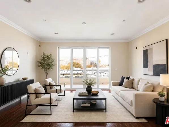 9049 Alcott St #304, Los Angeles, CA 90035
