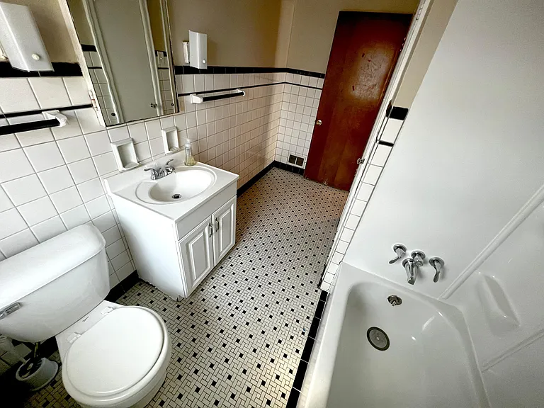 39 N Kitley Ave — Photo 14