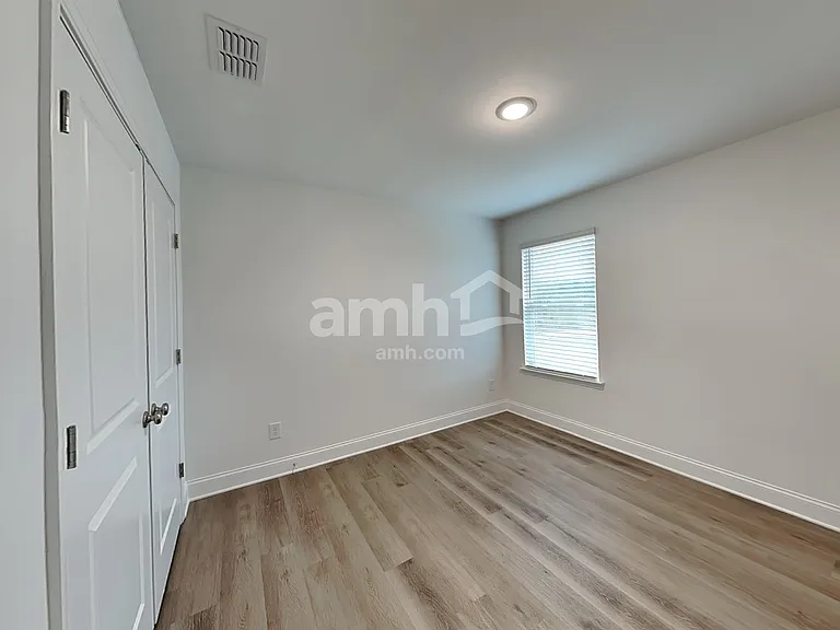 505 Plano Pass — Photo 12