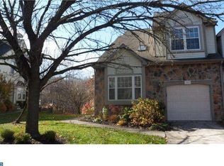 142 Sandhurst Dr, Mount Laurel, NJ 08054